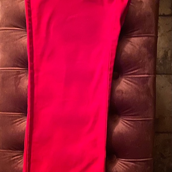 Capri Red pants - Picture 5 of 8